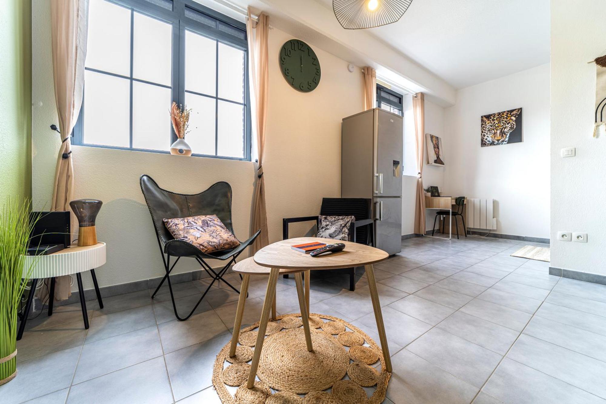 Stay Cosy Lille I Tourcoing - Appartement - Hypercentre - Parking Securise - Wifi - Netflix - Cuisine Exterior foto
