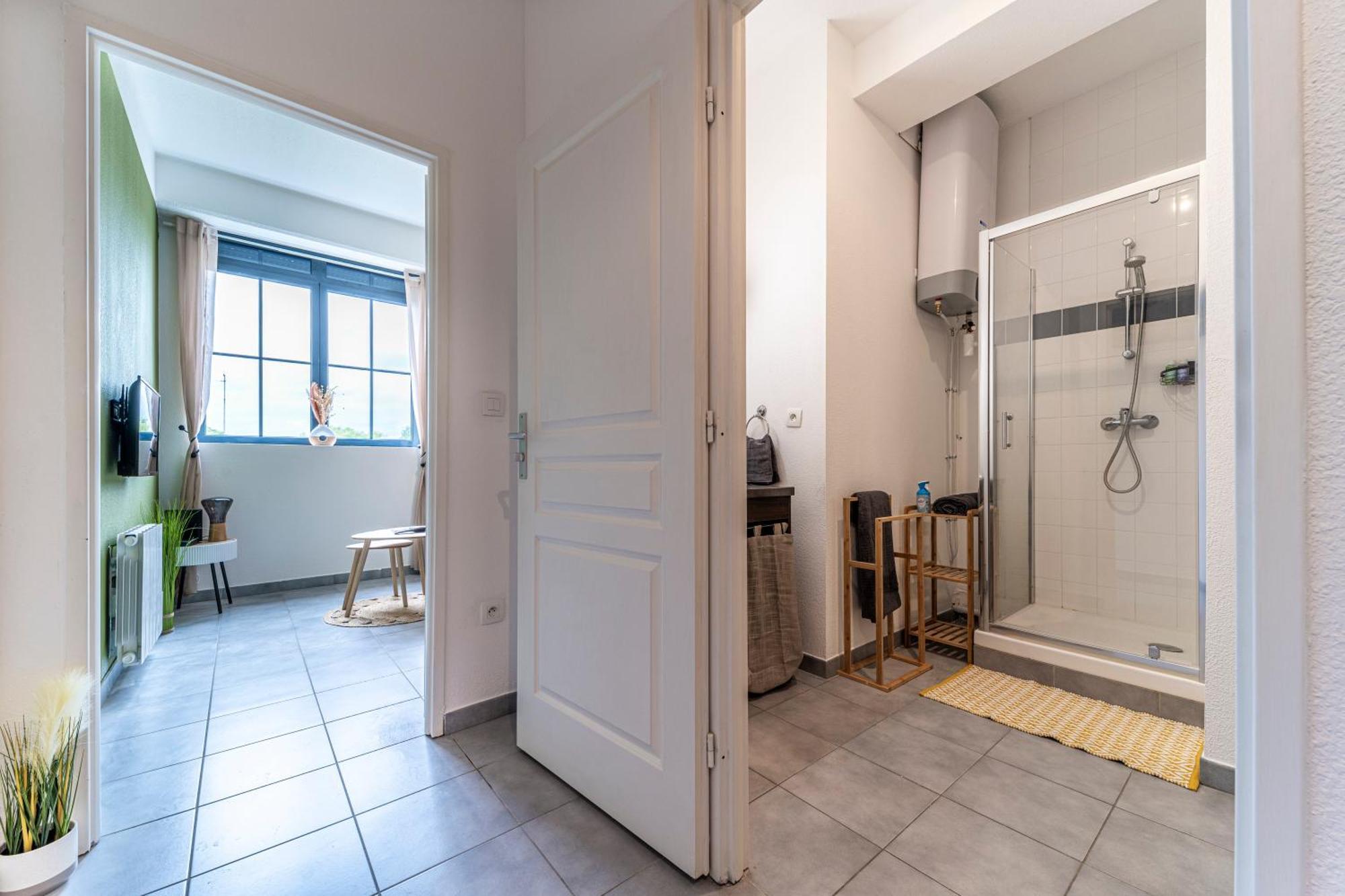 Stay Cosy Lille I Tourcoing - Appartement - Hypercentre - Parking Securise - Wifi - Netflix - Cuisine Exterior foto